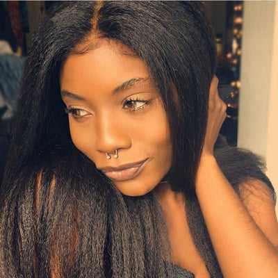 Lace Front Wig Kinky Straight avec Baby Hair customisée - OSEZ LA WIG